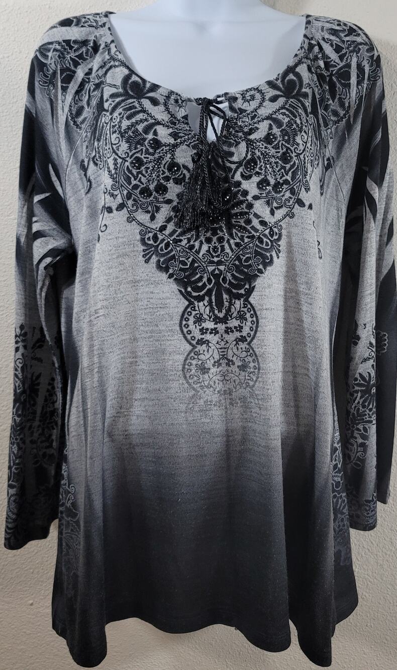 World Unity Woman Black Gray Floral Rhinestone Tassel Tie Top 0X Lightweight
